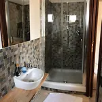 拉鲁克斯酒店 招待所 Sestu