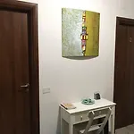 拉鲁克斯酒店 招待所